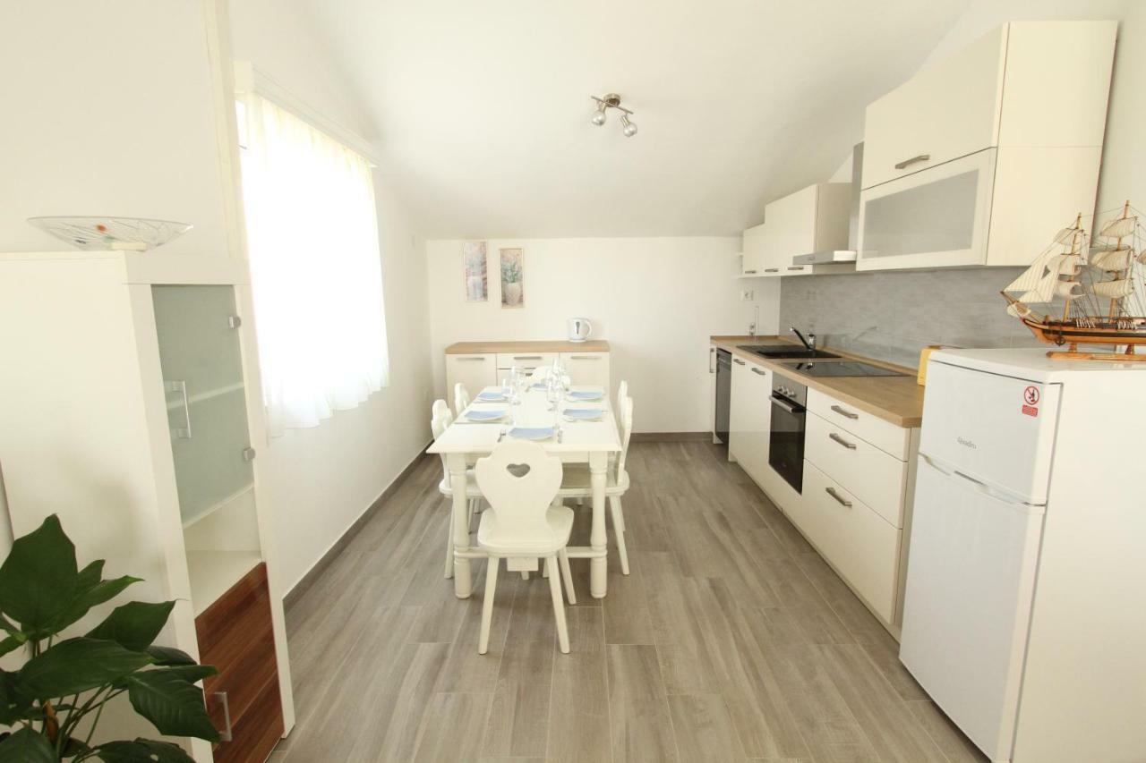 Apartament Kuca-Eldic Rogoznica  Zewnętrze zdjęcie